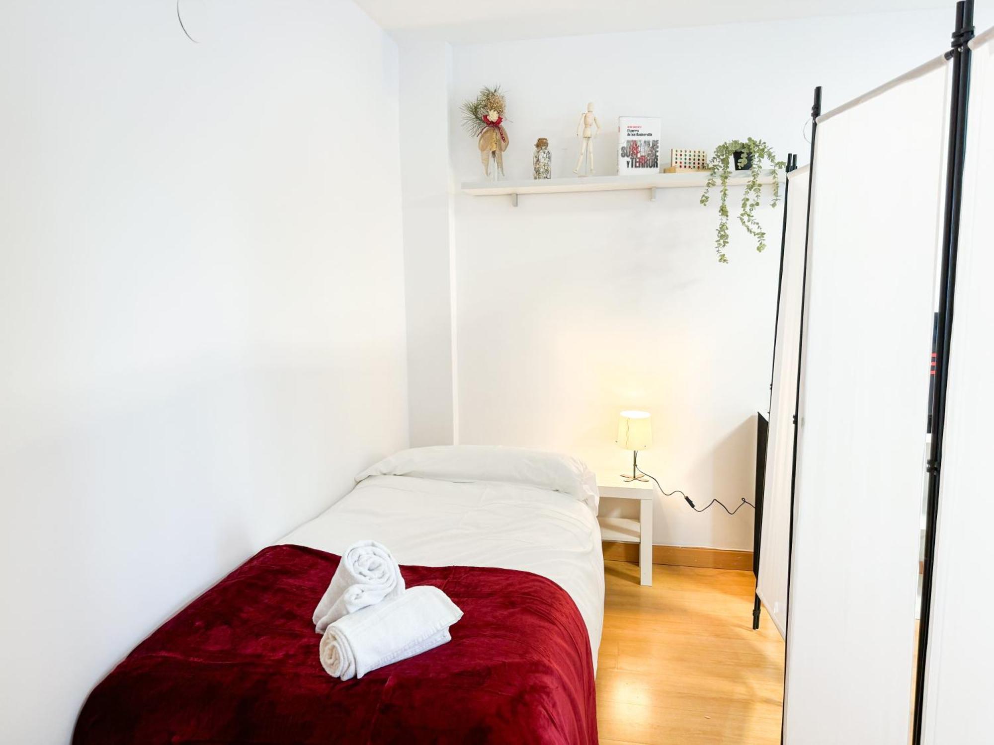 Escultor Del Pilar Comotucasa Zaragoza Exteriér fotografie